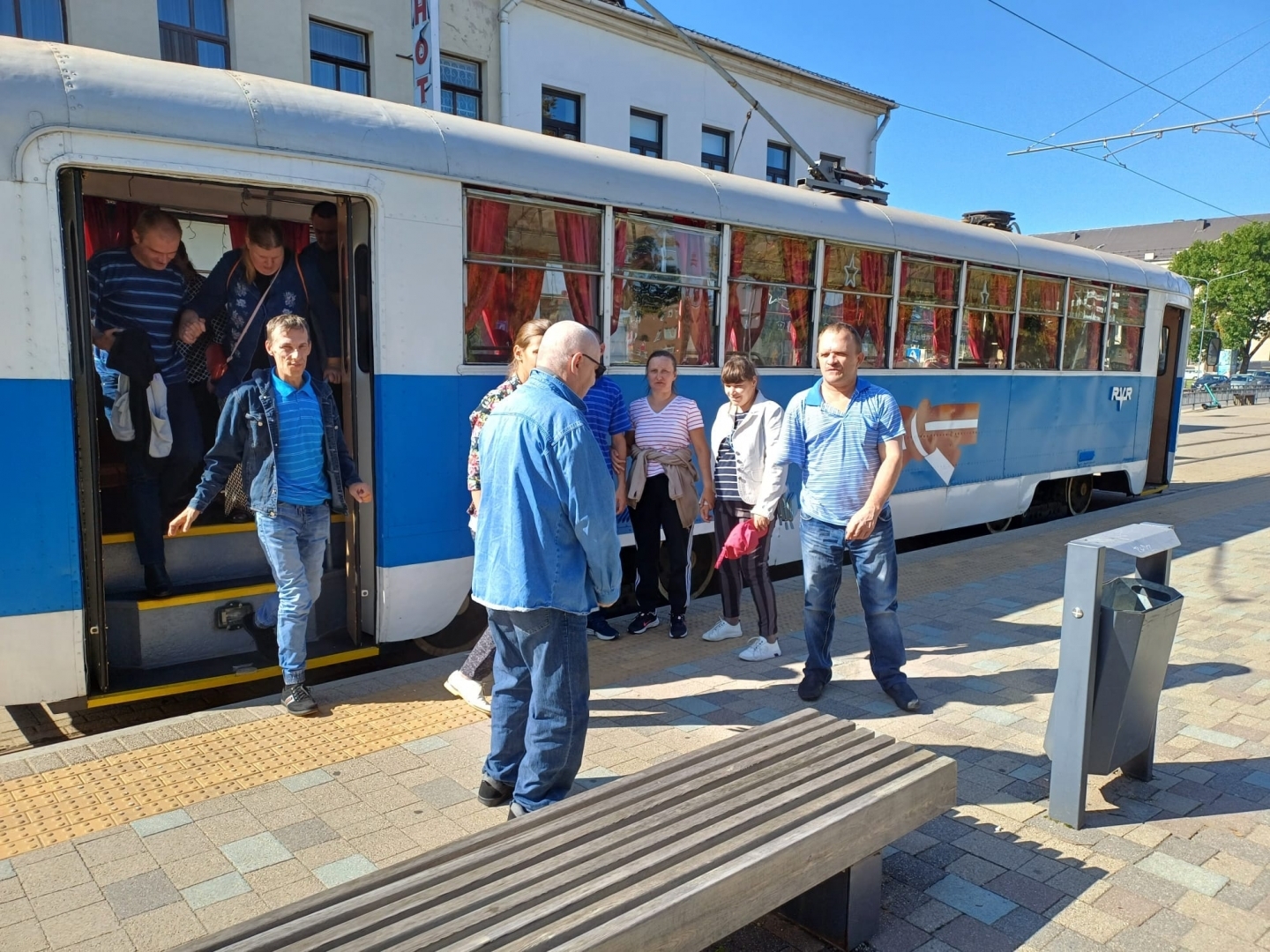 Cilvēki pilsētā, tramvajs